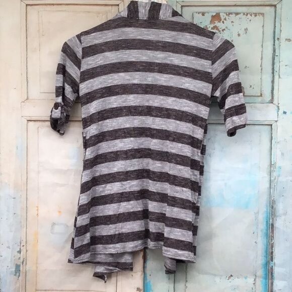 BCX Layered Top  XS USA White Build in Shirt with Gray 2 Tone Cover Shirt - Picture 3 of 9